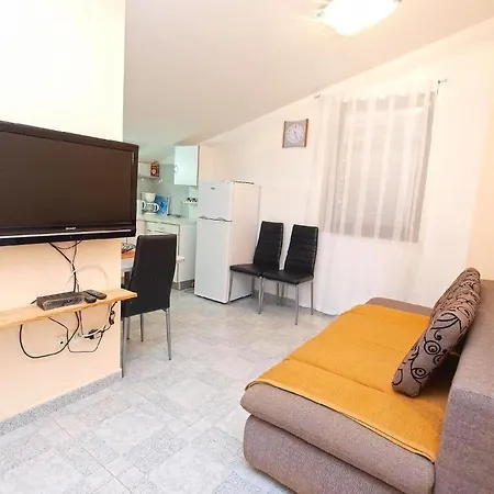 Fuer 4 Personen Ca 40 Qm In Fazana-surida, Istrien Istrische Riviera